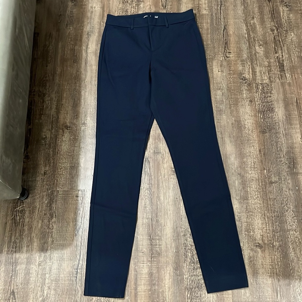 NWT Old Navy Pixie Dress Pants- size 6 Tall